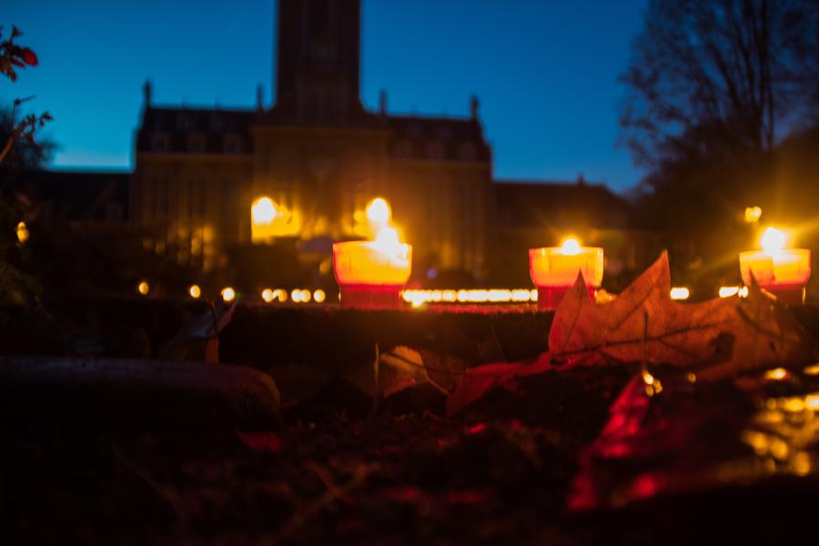 Laagdrempelig ritueel voor iedereen die gemis ervaart.